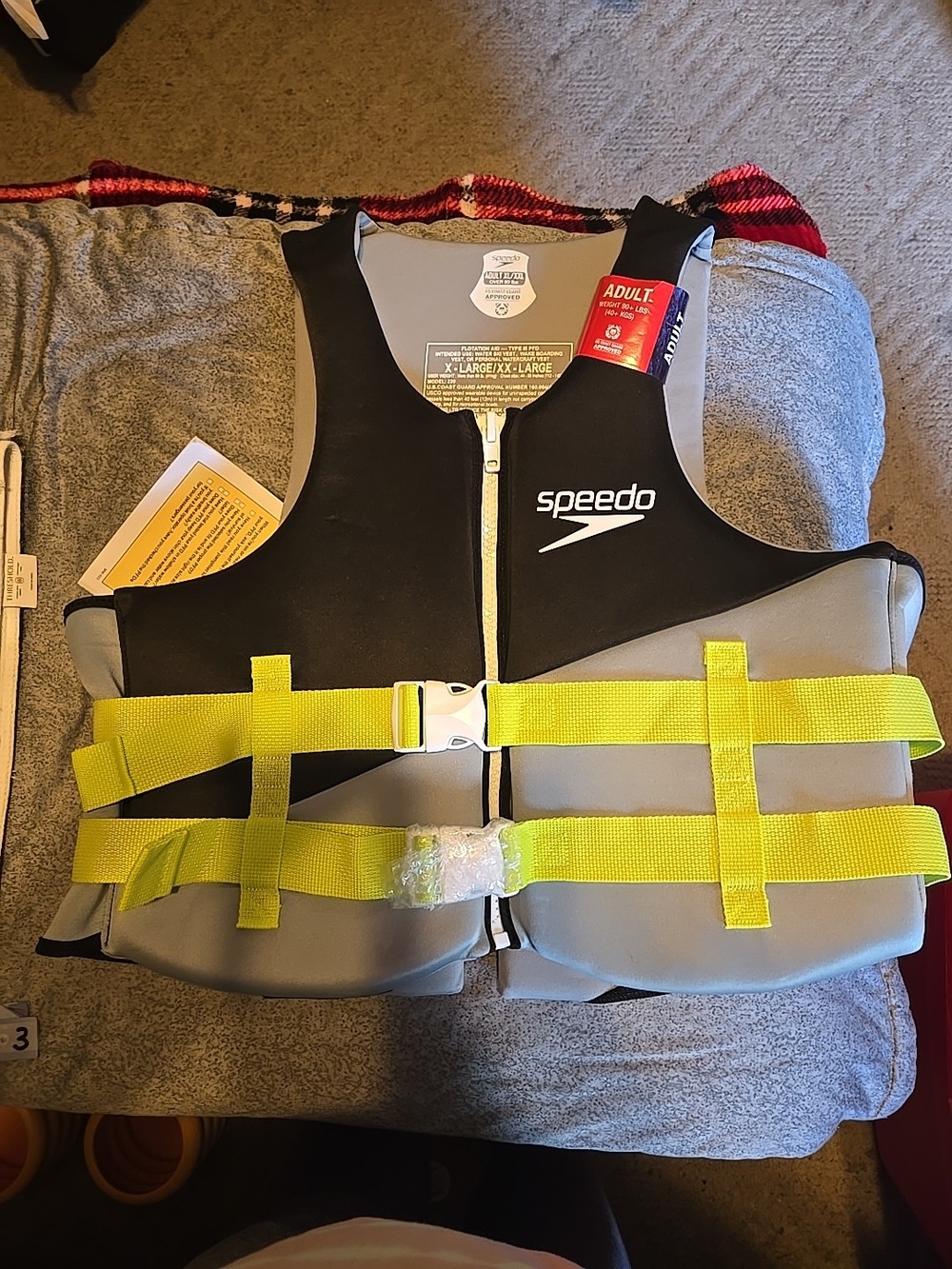 Speedo Black and Gray Adult Life Vest with Yellow Accent